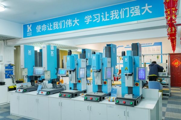 别再只看价格了！灵科超声波焊接机高性能与高性价比派系解析
